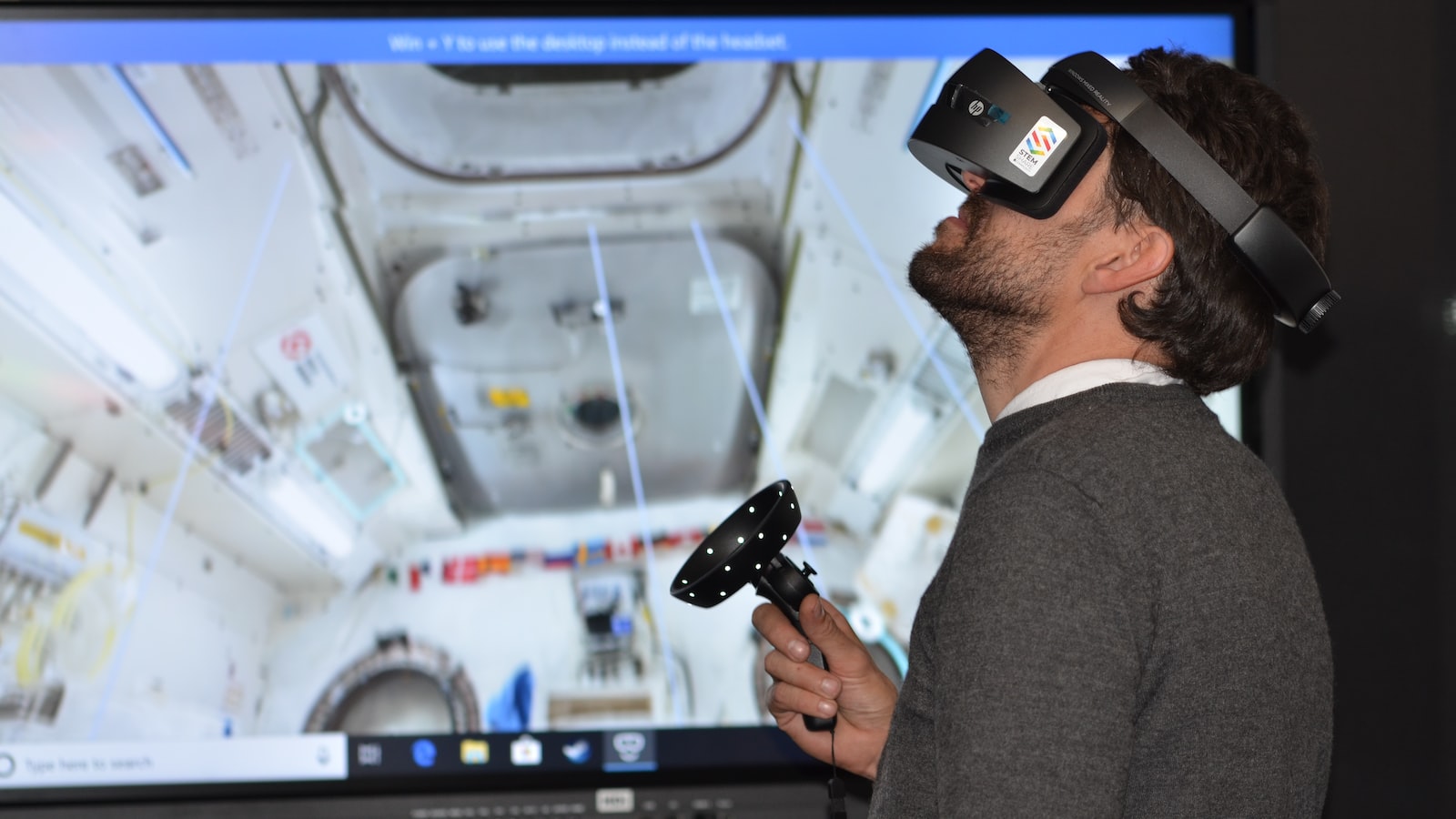 The Ethics of Virtual Reality: Navigating the Challenges of a Simulated World